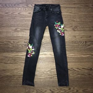 Zara Embroidered Jeans